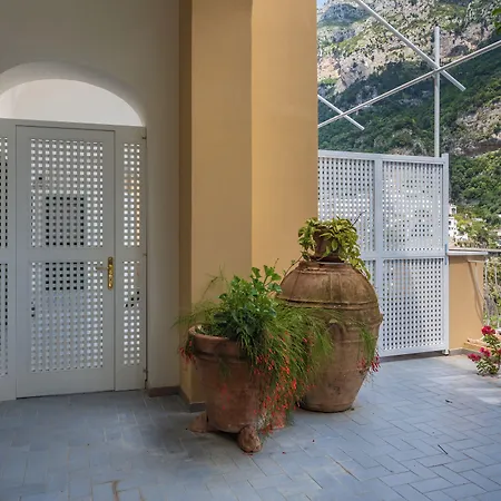Penzion De Vivo Realty - Casa Bijou Positano