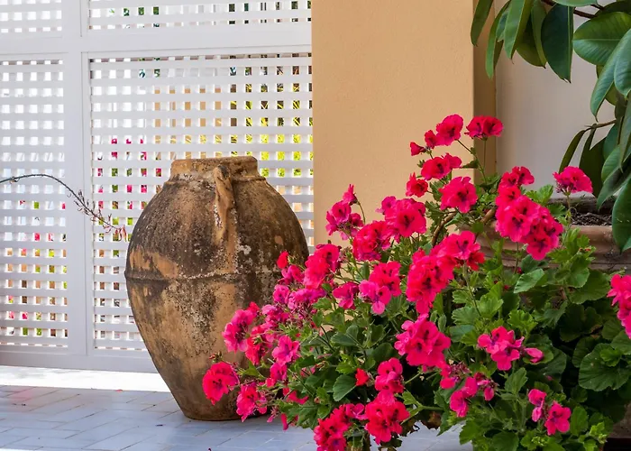 Гостевой дом Casa Bijou - De Vivo Realty 4*