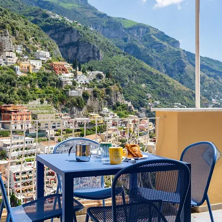 De Vivo Realty - Casa Bijou Affittacamere 3*